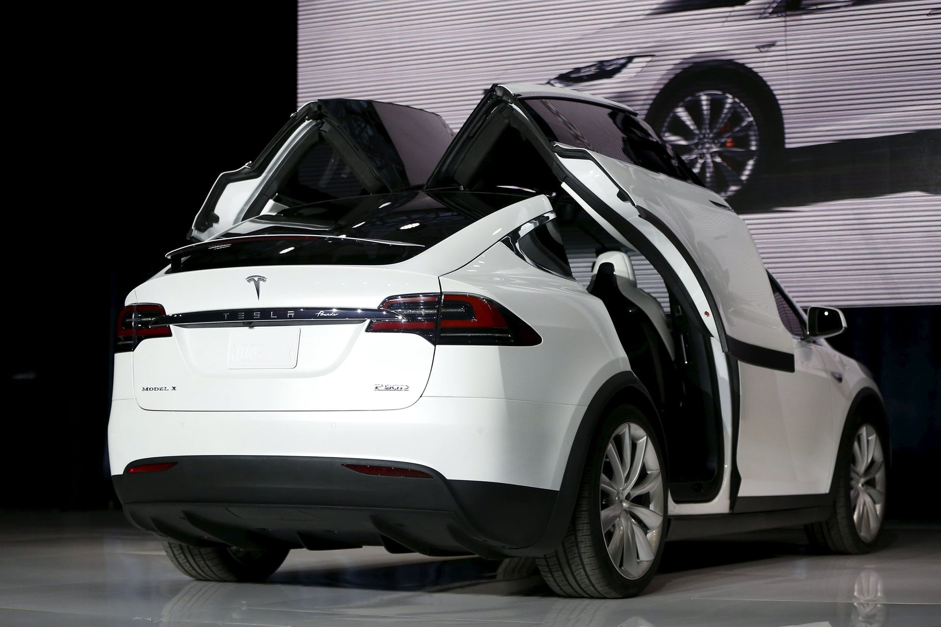 Tesla Apologises for Recalling Almost 300,000 Cars in China Over Safety Risks - Sputnik International, 1920, 27.06.2021