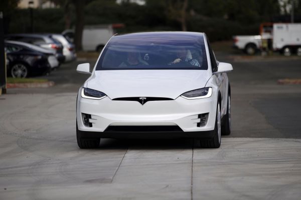 The Tesla Model X car is test driven at the company's headquarters, September 29, 2015, in Fremont, California The Tesla Model X car is test driven at the company's headquarters, September 29, 2015, in Fremont, California - Sputnik International