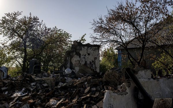Destroyed houses in the village of Zhelobok, Lugansk Region Destroyed houses in the village of Zhelobok, Lugansk Region - Sputnik International