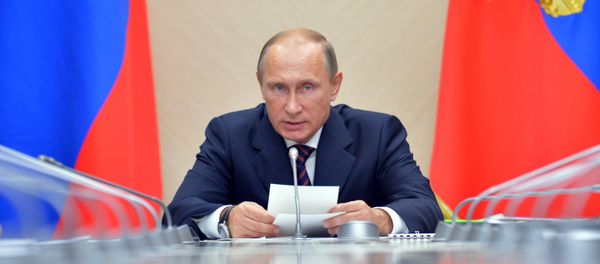 President Vadimir Putin holds a meeting on microelectronics development - Sputnik International