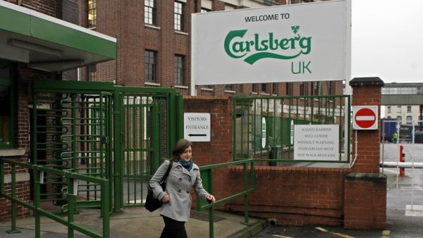 A Carlsberg brewery is pictured in Leeds in west Yorkshire in northeast England, on November 5, 2008 - Sputnik International