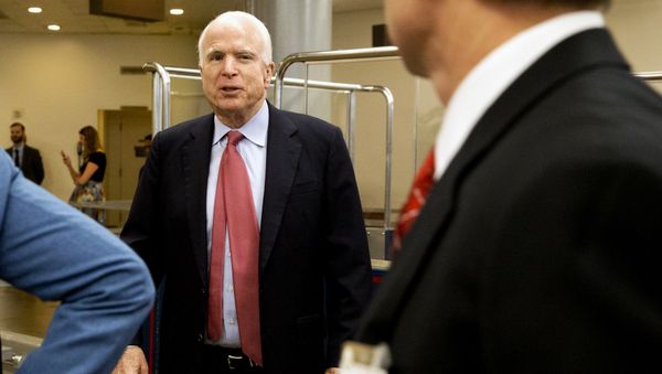 Sen. John McCain, R-Ariz. talks with visitors on Capitol Hill in Washington, Wednesday, Sept. 30, 2015. Sen. John McCain, R-Ariz. talks with visitors on Capitol Hill in Washington, Wednesday, Sept. 30, 2015. - Sputnik International