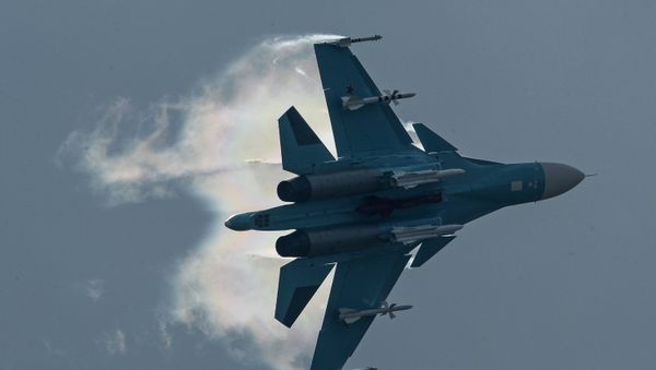 Su-34 bomber jet Su-34 bomber jet - Sputnik International