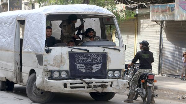 Scores of Islamic State militants have reportedly fled Syria in fear of an upcoming large-scale Syrian Army offensive Scores of Islamic State militants have reportedly fled Syria in fear of an upcoming large-scale Syrian Army offensive - Sputnik International