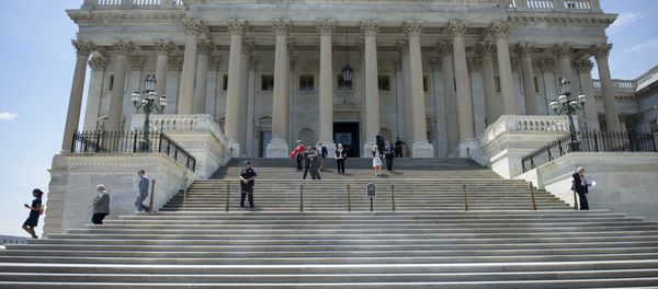 Members of Congress leave after a series of votes effecting the fast tracking of the Trans-Pacific Partnership on Capitol Hill June 12, 2015 in Washington, DC. The House of Representatives voted down a bill that will could effect the fast tracking of the Trans-Pacific Partnership trade agreement. Members of Congress leave after a series of votes effecting the fast tracking of the Trans-Pacific Partnership on Capitol Hill June 12, 2015 in Washington, DC. The House of Representatives voted down a bill that will could effect the fast tracking of the Trans-Pacific Partnership trade agreement. - Sputnik International