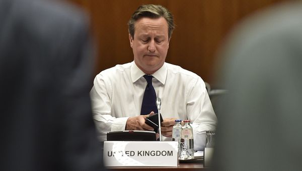 British Prime Minister David Cameron attends the emergency EU heads of state summit on the migrant crisis at the EU Commission headquarters in Brussels on Wednesday, Sept. 23, 2015. British Prime Minister David Cameron attends the emergency EU heads of state summit on the migrant crisis at the EU Commission headquarters in Brussels on Wednesday, Sept. 23, 2015. - Sputnik International