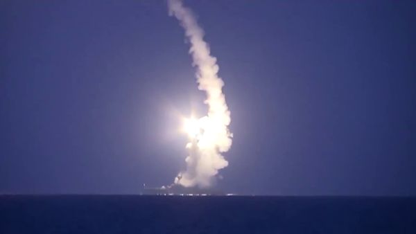 Caspian Flotilla ships fire missiles to attack ISIL positions in Syria Caspian Flotilla ships fire missiles to attack ISIL positions in Syria - Sputnik International