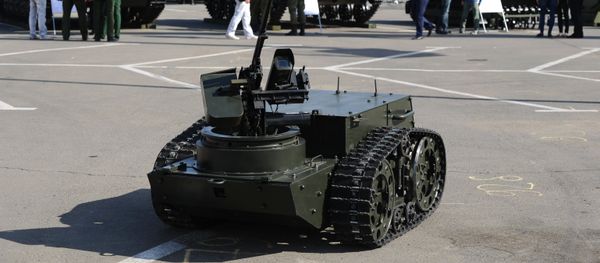 A multipurpose combat robot Platform M at the exhibition Innovations Day of the Southern Military District in Rostov-on-Don. A multipurpose combat robot Platform M at the exhibition Innovations Day of the Southern Military District in Rostov-on-Don. - Sputnik International