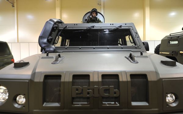 A serviceman in a light multirole armoured vehicle Rys at the exhibition Innovations Day of the Southern Military District in Rostov-on-Don. A serviceman in a light multirole armoured vehicle Rys at the exhibition Innovations Day of the Southern Military District in Rostov-on-Don. - Sputnik International