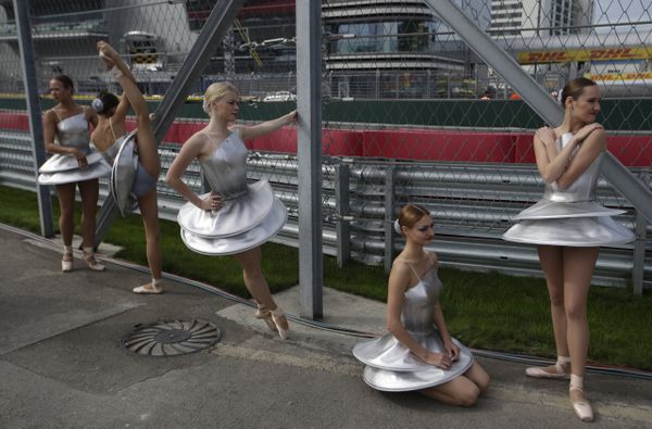 Sochi Grand Prix 2015: Putin, Hot Girls and Exciting F1 Car Racing Sochi Grand Prix 2015: Putin, Hot Girls and Exciting F1 Car Racing - Sputnik International