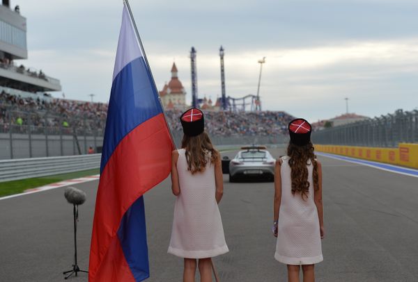 Sochi Grand Prix 2015: Putin, Hot Girls and Exciting F1 Car Racing Sochi Grand Prix 2015: Putin, Hot Girls and Exciting F1 Car Racing - Sputnik International