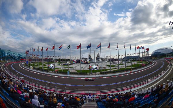Sochi Grand Prix 2015: Putin, Hot Girls and Exciting F1 Car Racing Sochi Grand Prix 2015: Putin, Hot Girls and Exciting F1 Car Racing - Sputnik International