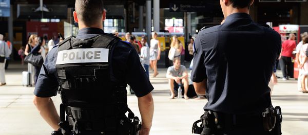French police officers patrol at Gare du Nord train station in Paris, France, Saturday, Aug. 22, 2015. French police officers patrol at Gare du Nord train station in Paris, France, Saturday, Aug. 22, 2015. - Sputnik International