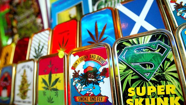 Paraphernalia associated with the use of cannabis is on sale at Camden Market, London, Thursday, Jan. 29, 2004. - Sputnik International