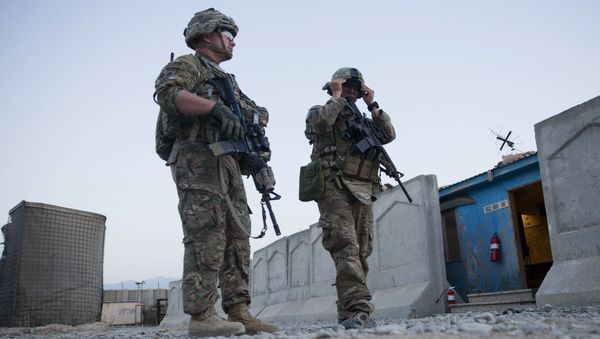 U.S. Army soldiers from Charlie Company, 2-14 Infantry Regiment, 2nd Brigade, 10th Mountain Division, take part in an indirect fire drill in Forward Operating Base (FOB) Connolly near Jalalabad in Nangarhar province, east of Kabul, Afghanistan, Tuesday, Aug. 4, 2015 U.S. Army soldiers from Charlie Company, 2-14 Infantry Regiment, 2nd Brigade, 10th Mountain Division, take part in an indirect fire drill in Forward Operating Base (FOB) Connolly near Jalalabad in Nangarhar province, east of Kabul, Afghanistan, Tuesday, Aug. 4, 2015 - Sputnik International