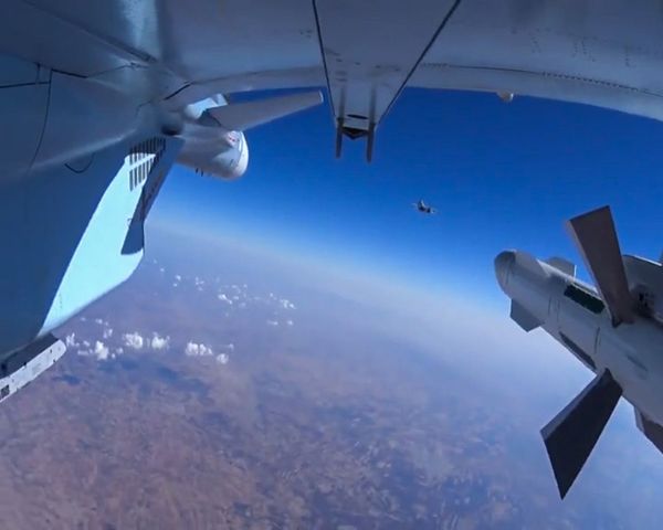 Death From Above! Russian Air Force Smashes ISIL Forces in Syria - Sputnik International