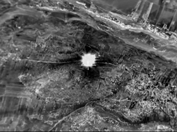 Death From Above! Russian Air Force Smashes ISIL Forces in Syria - Sputnik International