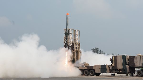 Nirbhay Missile Launch - Sputnik International