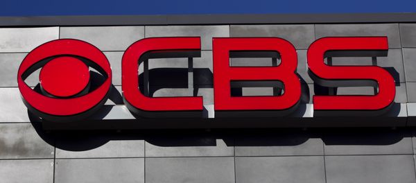CBS logo is displayed on the exterior of CBS Scene Restaurant and Bar, at Gillette Stadium, in Foxborough, Mass. - Sputnik International