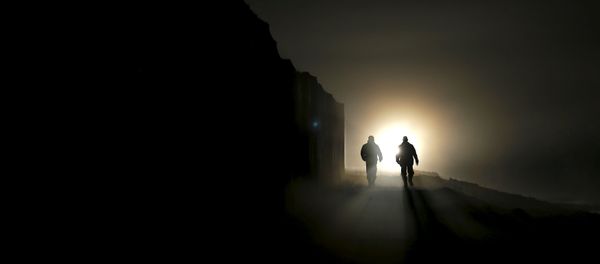 Hungarian soldiers walk along the border fence between Hungary and Croatia at Zakany , Hungary October 16, 2015. Hungary declared its southern border with Croatia closed to migrants on Friday, diverting them into tiny Slovenia in a measure of Europe's disjointed response to the flow of people reaching its shores in flight from war and poverty. - Sputnik International