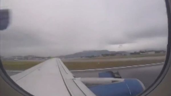 El momento exacto de la falla en avión de Sky - Sputnik International