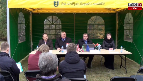 Many residents of the Latvian town of Mucenieki, where a refugee center is located, are planning to move over fear for their safety, head of the central Ropazi municipality Duma told reporters on Monday. Many residents of the Latvian town of Mucenieki, where a refugee center is located, are planning to move over fear for their safety, head of the central Ropazi municipality Duma told reporters on Monday. - Sputnik International
