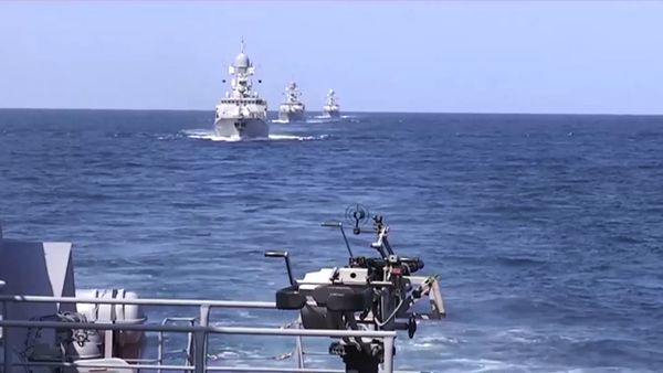 Caspian Flotilla ships have launched 26 cruise missiles at Islamic State facilities at Islamic State positions in Syria - Sputnik International