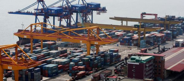 The Vladivostok merchant seaport - Sputnik International