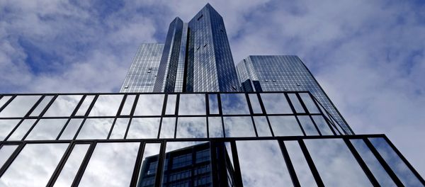 Deutsche Bank headquarters are seen in Frankfurt, Germany October 8, 2015 - Sputnik International
