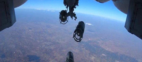 Russian Aerospace Forces conduct pinpoint air strikes on armored vehicles, fuel and lubrication materials storages - Sputnik International