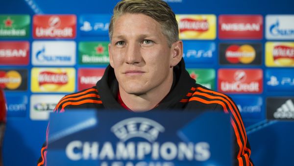 Manchester United's Bastian Schweinsteiger speaks during a press conference at Old Trafford Stadium, Manchester, England, Tuesday, Sept. 29, 2015 Manchester United's Bastian Schweinsteiger speaks during a press conference at Old Trafford Stadium, Manchester, England, Tuesday, Sept. 29, 2015 - Sputnik International