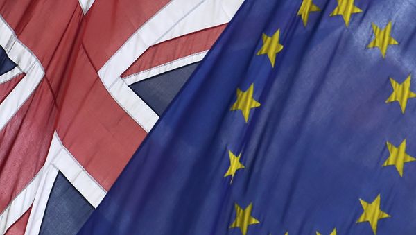 British Union flag and European Union flag - Sputnik International
