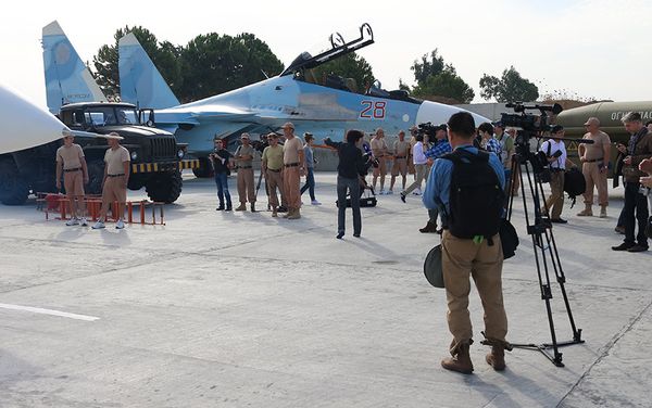 Work of journalists on air base Hmeymim in Syria Work of journalists on air base Hmeymim in Syria - Sputnik International
