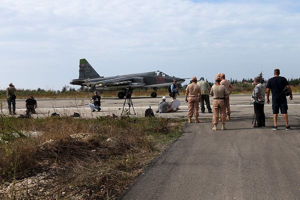 International Journalists Take Tour of Russia's Syrian Air Base - Sputnik International