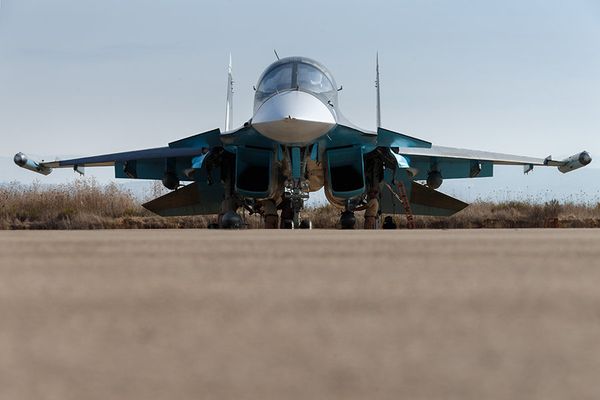 Russian Aerospace Forces Su-34 Fullback strike fighter undergoing maintenance at Hmeymim air base near Latakia, Syria. - Sputnik International