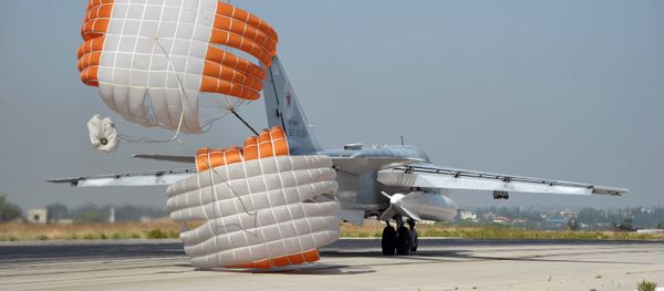 Russian aircraft at Hemeimeem Air Base in Syria Russian aircraft at Hemeimeem Air Base in Syria - Sputnik International