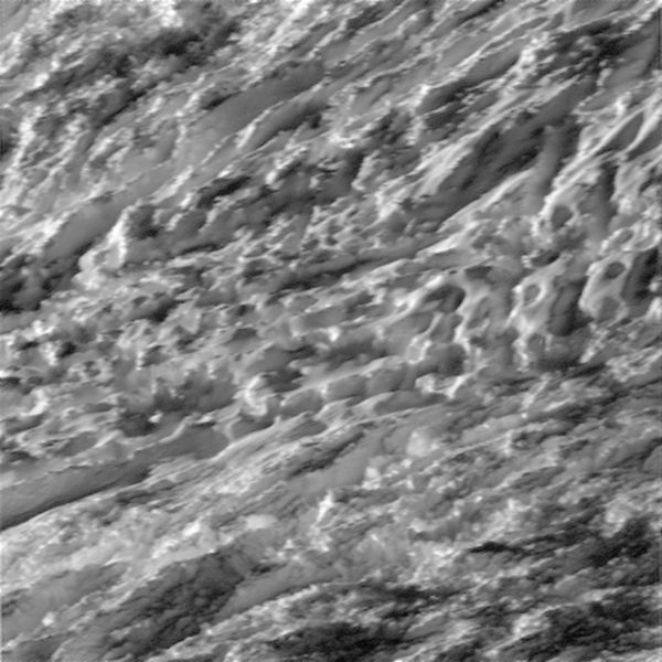 During its closest ever dive past the active south polar region of Saturn's moon Enceladus - Sputnik International