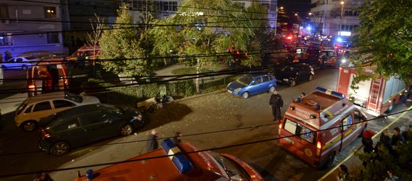 Emergency services work outside a nightclub in Bucharest, Romania October 31, 2015 Emergency services work outside a nightclub in Bucharest, Romania October 31, 2015 - Sputnik International