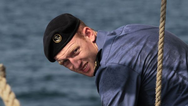 In this picture taken Friday, Sept. 21, 2012, an unidentified British sailor works aboard the British Royal Navy's HMS Atherstone in the Persian Gulf. More than 30 nations are participating in an exercise responding to simulated sea-mine attacks in international waters _ a demonstration of international resolve to ensure maritime security in the strategic but volatile region. - Sputnik International