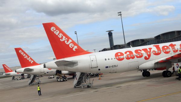 Airbus A 320 airplanes from low cost airline EasyJet are parked at Paris Roissy Charles de Gaulle airport in Roissy en France, north of Paris on April 29, 2013 Airbus A 320 airplanes from low cost airline EasyJet are parked at Paris Roissy Charles de Gaulle airport in Roissy en France, north of Paris on April 29, 2013 - Sputnik International
