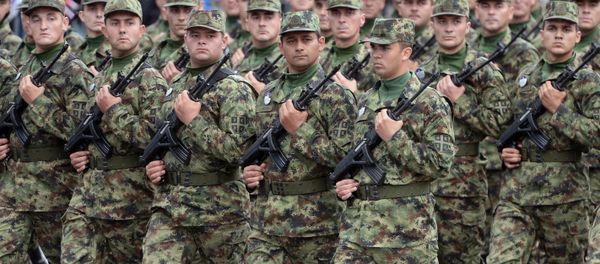 Serbian Army troops - Sputnik International