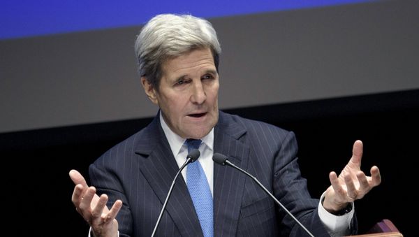 U.S. Secretary of State John Kerry speaks at Nazarbayev University on November 2, 2015 in Astana - Sputnik International