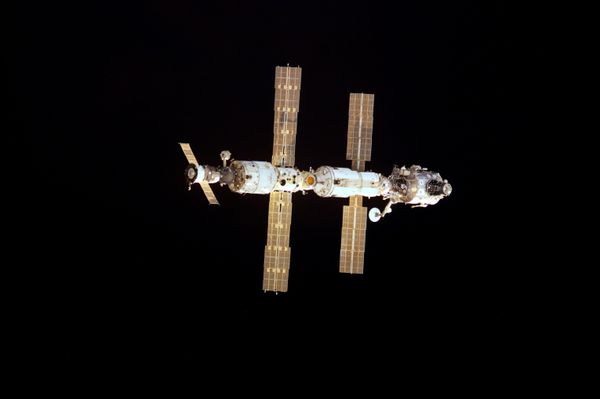 Guardians of the Galaxy: ISS Celebrates 15 Years in Orbit Guardians of the Galaxy: ISS Celebrates 15 Years in Orbit - Sputnik International