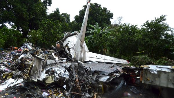 The scene of a cargo airplane that crashed after take-off near Juba Airport in South Sudan November 4, 2015 - Sputnik International