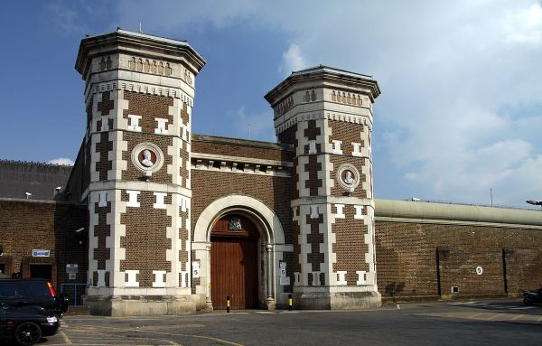 Main gate to the HM Prison Wormwood Scrubs in London, England, Great Britain - Sputnik International