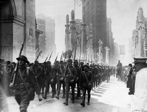 Soldiers returned to the U.S. from France after the Great War march in a homecoming parade in Madison Square, New York City, 1918 - Sputnik International
