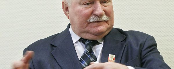 Poland’s former president and Solidarity leader Lech Walesa talks with The Associated Press in Warsaw, Poland, Thursday, Feb. 19, 2015 - Sputnik International