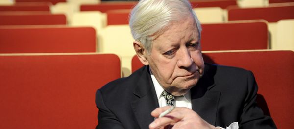 Former German chancellor Helmut Schmidt Former German chancellor Helmut Schmidt - Sputnik International