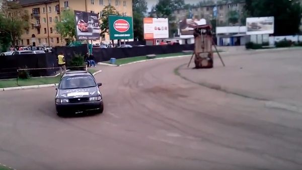 Car Stunt - Sputnik International
