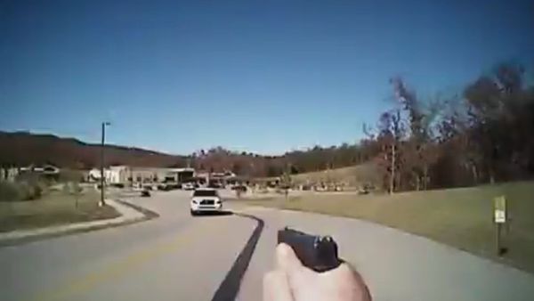 Drugged Woman Rams Police Car At High Speed. - Sputnik International